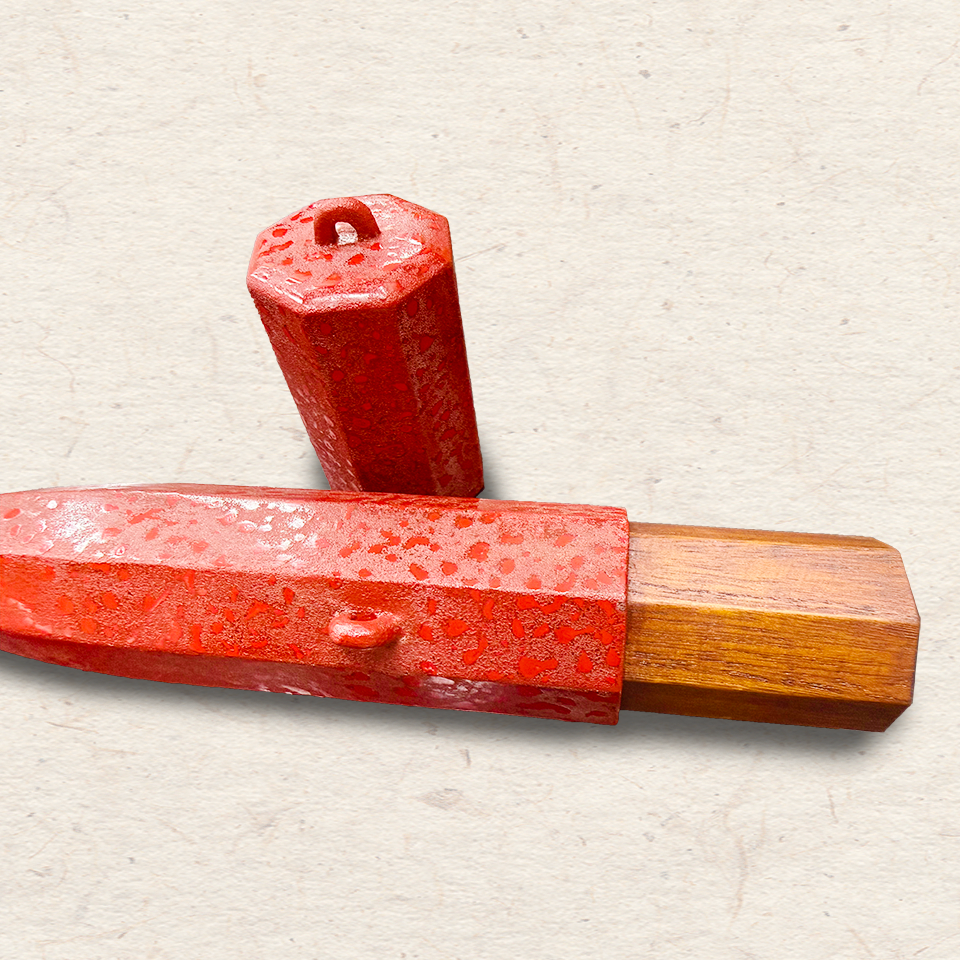 Yazutsu - Paulownia wood lacquered arrow quiver vermilion