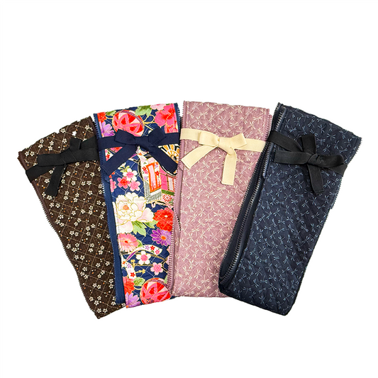 Quilted bow case with a zipper