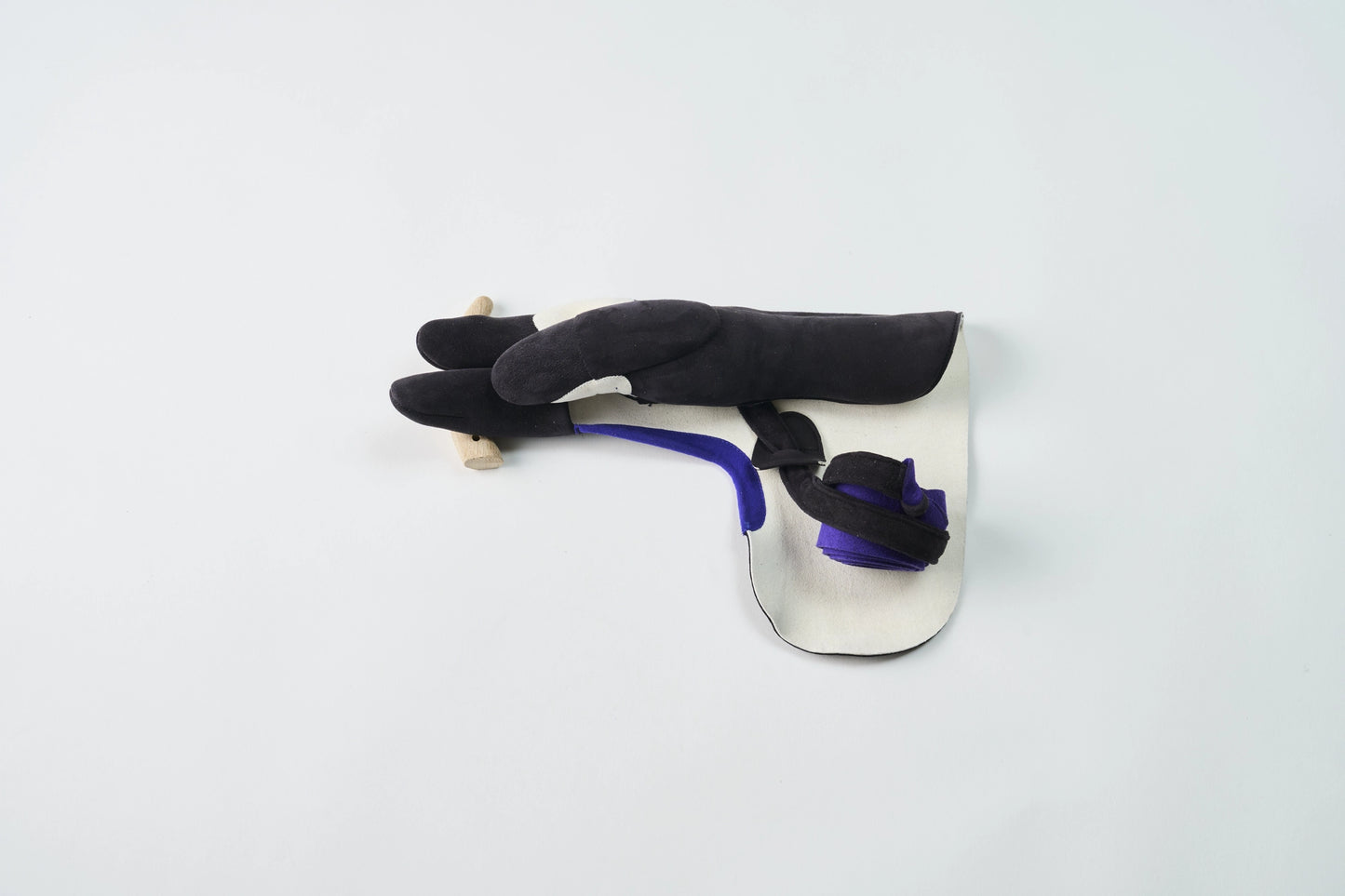 Chuto Sanbuberi 3 Fingers Black with Purple Ecsainband (Custom-order)