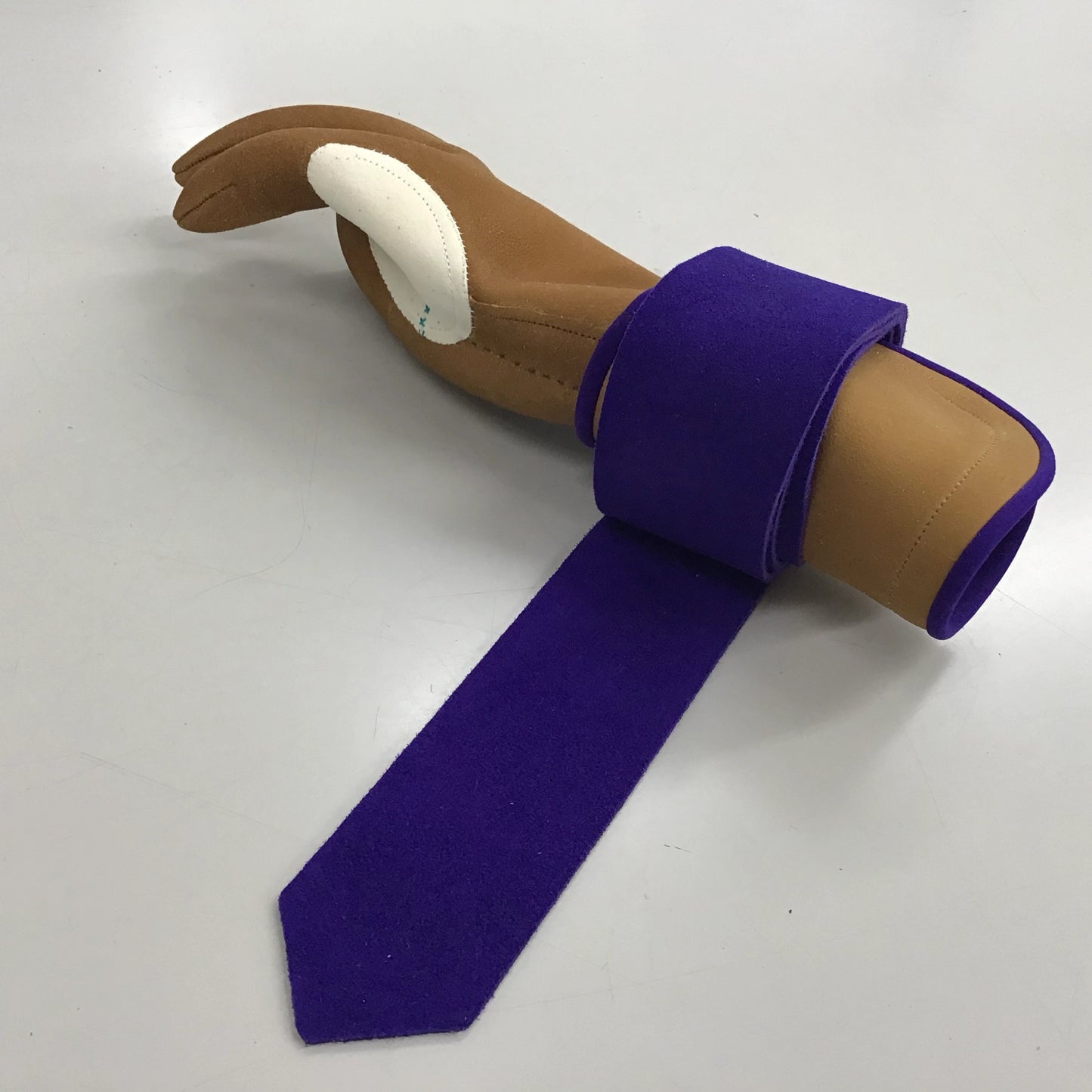 Glove Wristband Deer Leather Purple