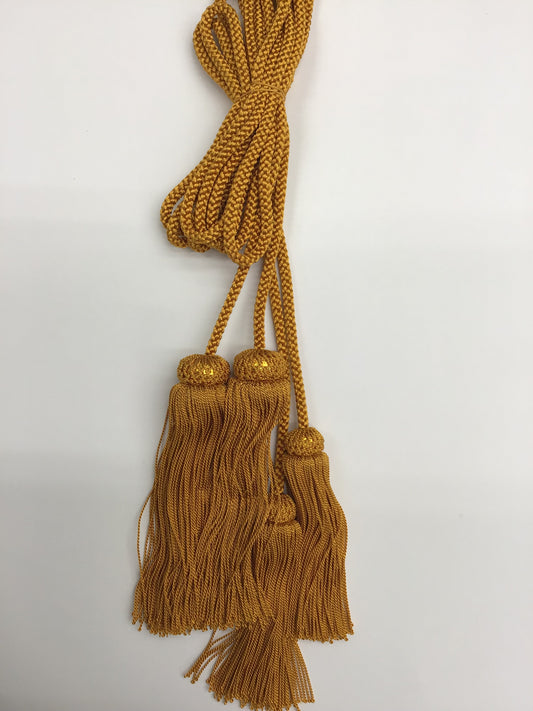 Yazutsu-Fusa (Quiver Tassels)