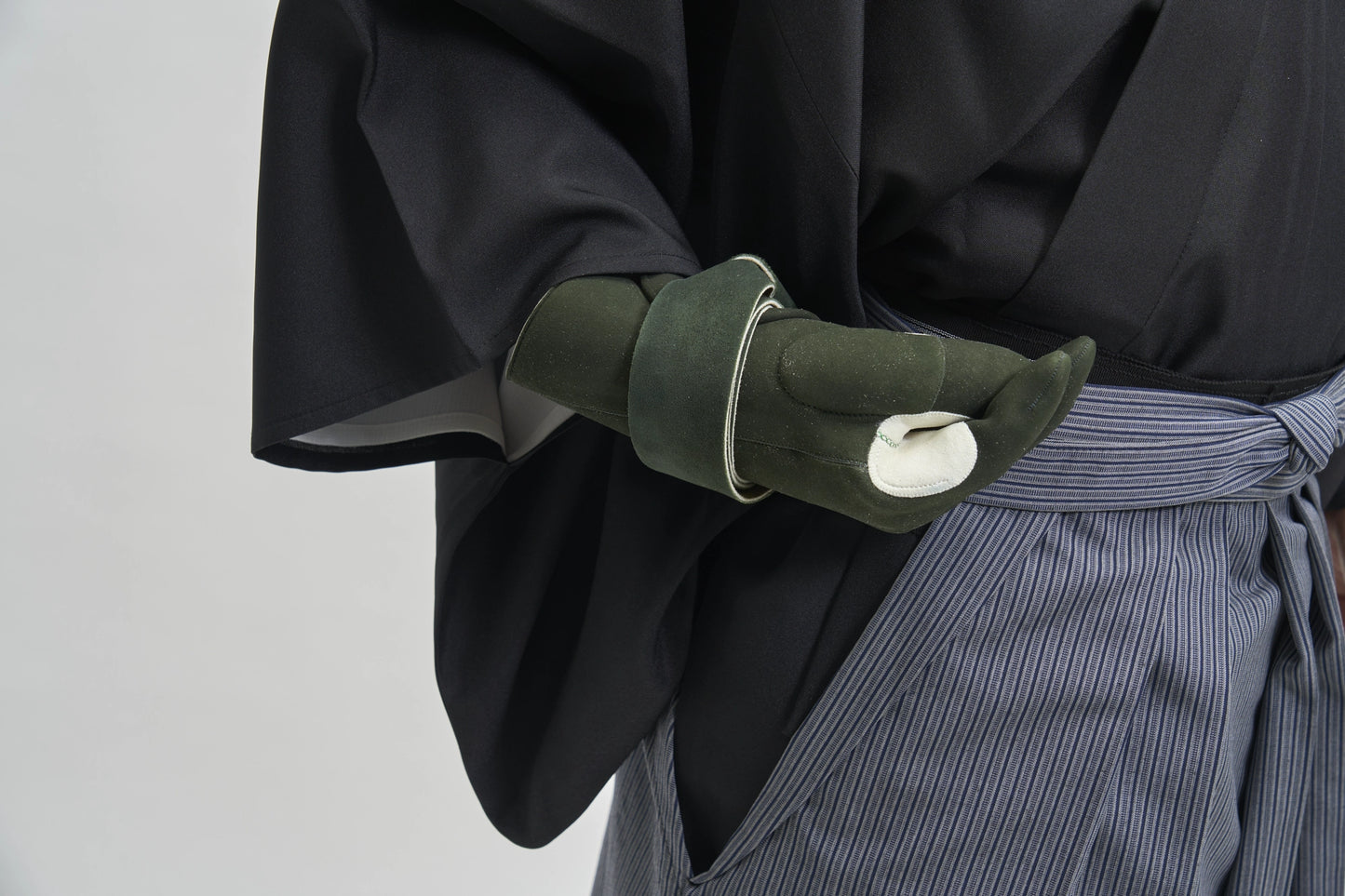 Koto Shichibuberi 3 Fingers Dark Green with Leatherband