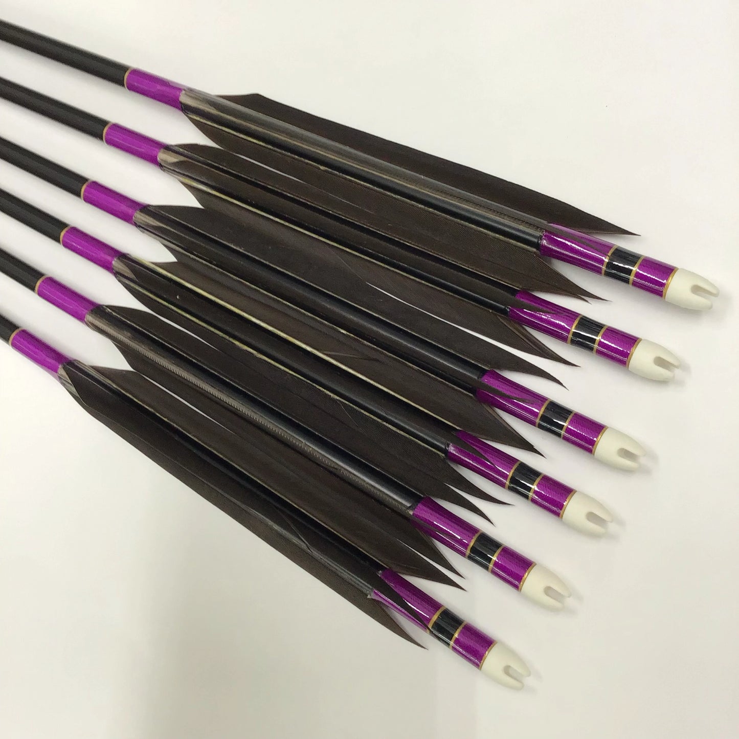 【Black Feathers】Aluminum Arrows with Black Eagle Kazakiri feathers for long diatance