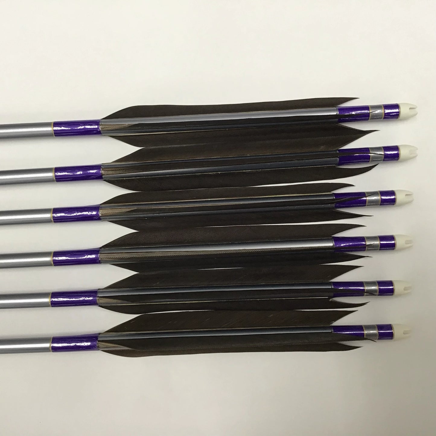 【Black Feathers】Aluminum Arrows with Black Eagle Kazakiri feathers for long diatance