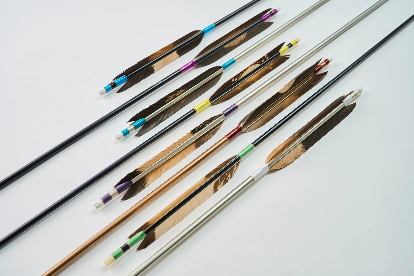 Aluminum Arrows with black eagle bleached feathers