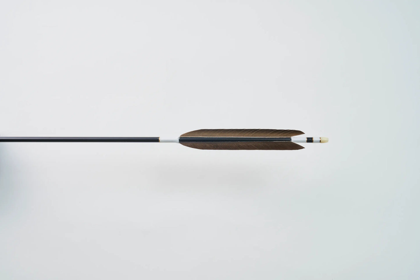 Aluminum Arrows  with black eagle feathers 1813/1913/2014/2015