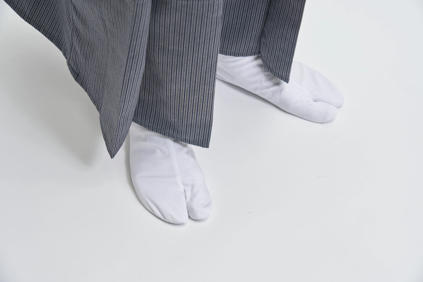 Tabi Stretch Nylon