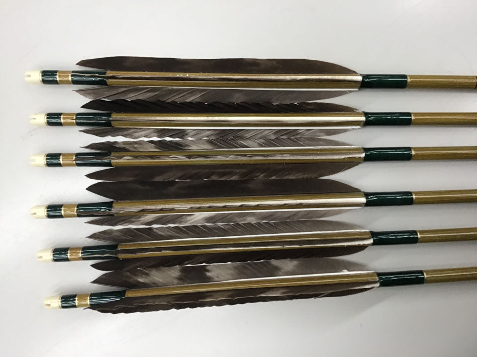 Carbon Arrows with kumawashi (Mountain eagle) wing feathers