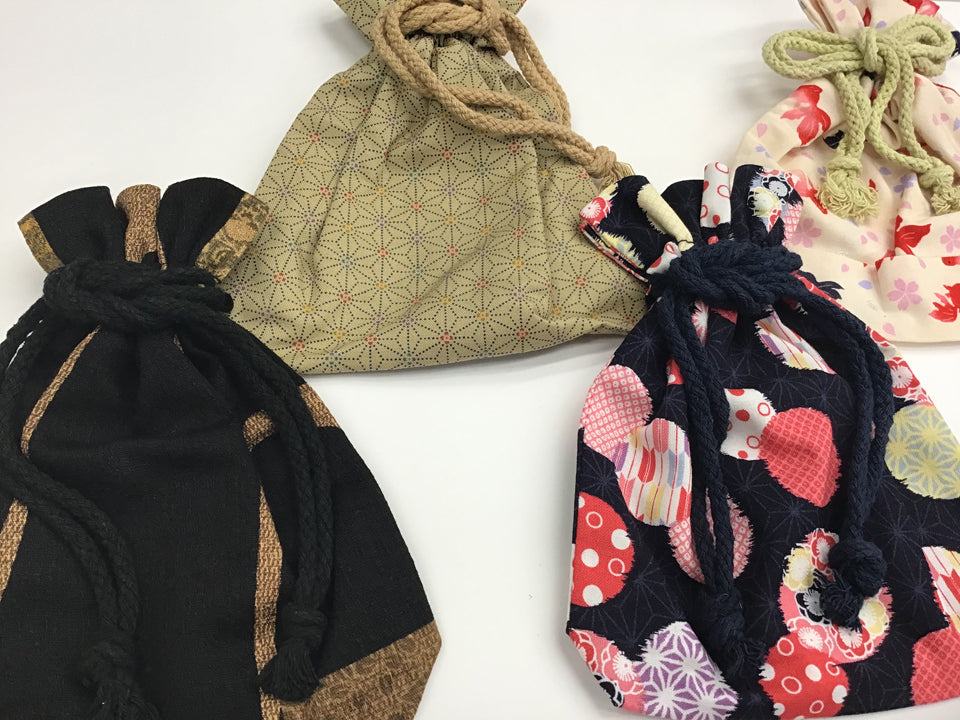 Tsurumaki ire （string holder bag）